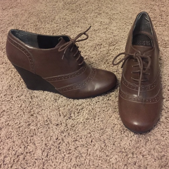 Wedge booties