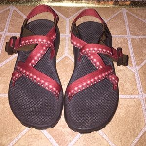 Chacos!