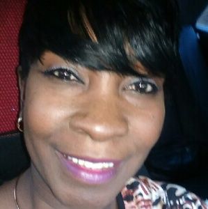 Meet your Posher, Lanetta