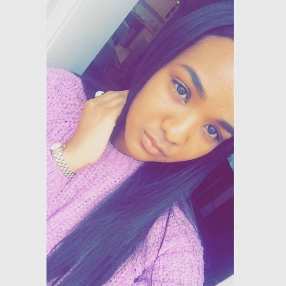 Meet your Posher, Rae - Picture 1 of 1