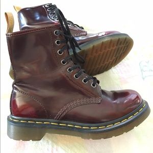 Great Condition Dr. Martens  Leather Cherry Red 🍒