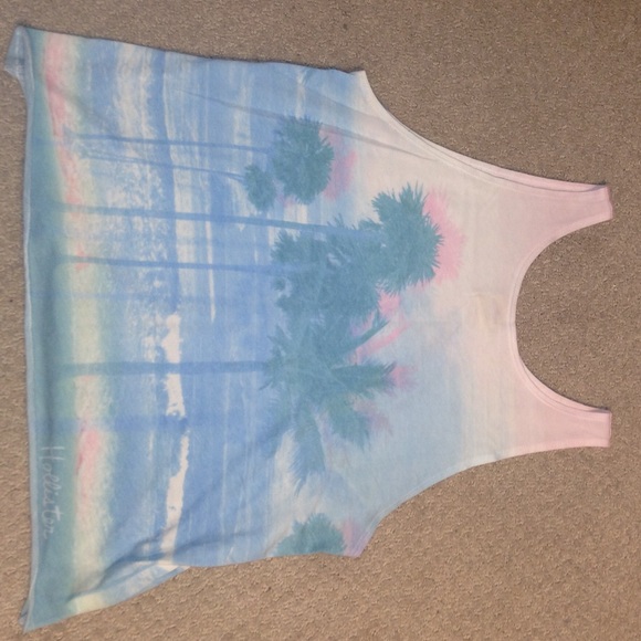 Beachy Holister Tank