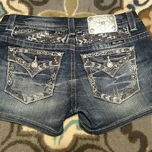 Miss me bling jean shorts 28 mid rise easy