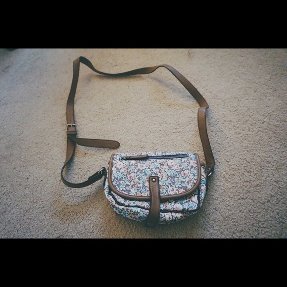 ❣LOWEST PRICE❣Floral AE Crossbody Purse