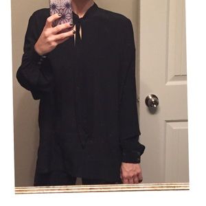 NWT Aritzia Wilfred Tie Neck Blouse