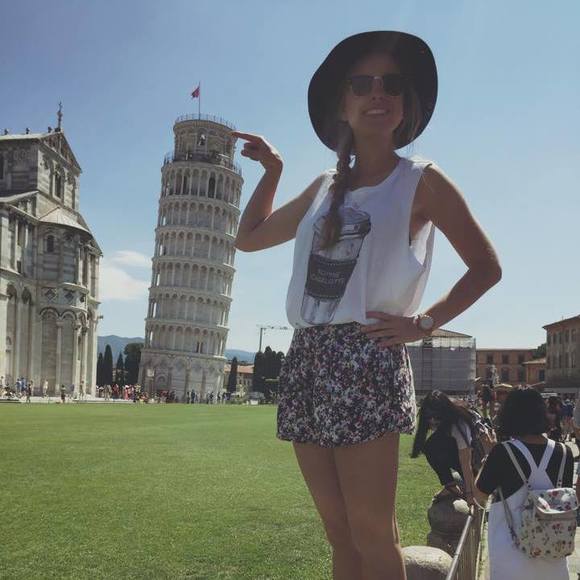 Meet your Posher, Courtney