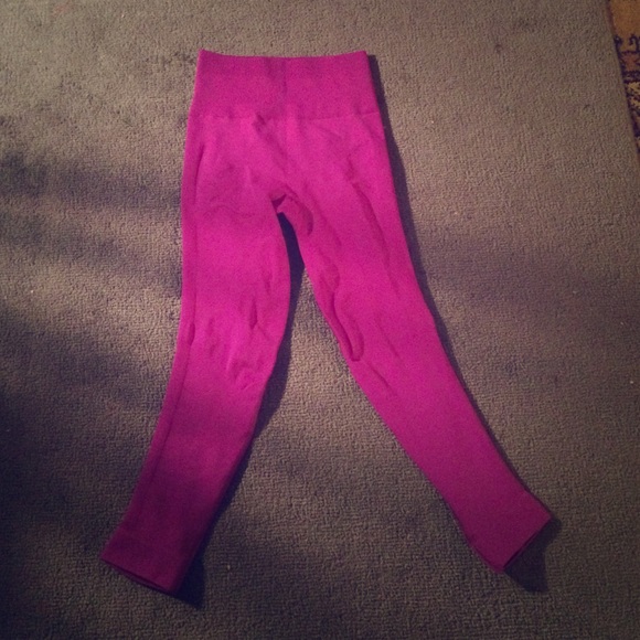 Lululemon Zone In Crop!