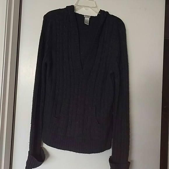 Grey knitted sweater with hoodie