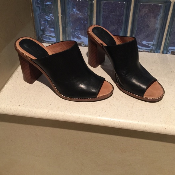 Rarely worn Madewell mules