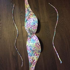 34C Victoria's Secret Bikini