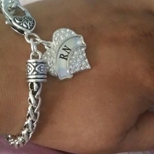 Meet your Posher, Vanecia