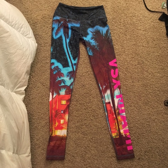 VS Miami workout tights