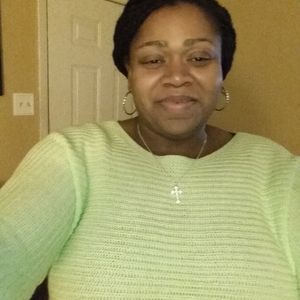 Meet your Posher, Latonia