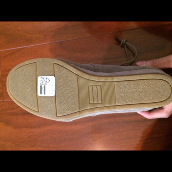 ‼️SOLD‼️30% off TOMS Wedge Bootie - Picture 3 of 4