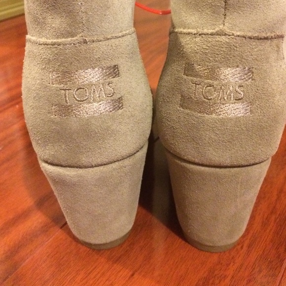 ‼️SOLD‼️30% off TOMS Wedge Bootie - Picture 4 of 4