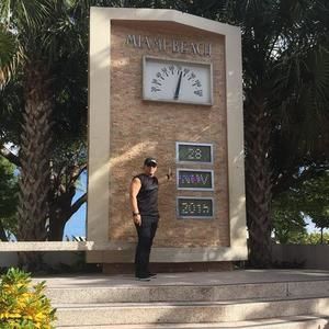 Meet your Posher, Henry