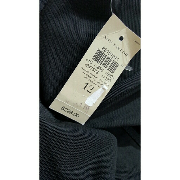 SOLD! Ann Taylor Red Rose Print Dress - Picture 3 of 4