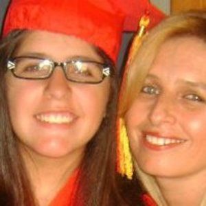 Meet your Posher, Claudia