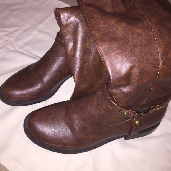 Guess leather boots