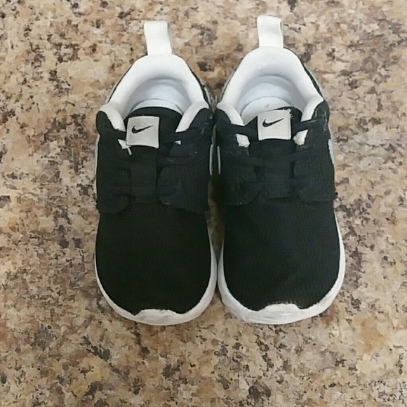 Baby Nikes size 5