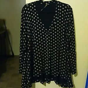 Ladies Polka Dot Button Down Tunic