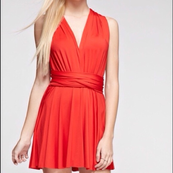 NWT Red Knit Summer Twist Dress - Picture 2 of 3