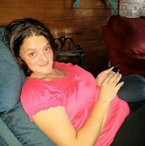 Meet your Posher, Norah