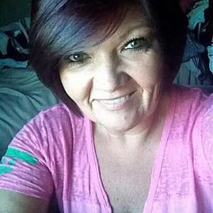 Meet your Posher, Debi