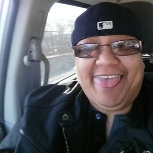 Meet your Posher, Denise