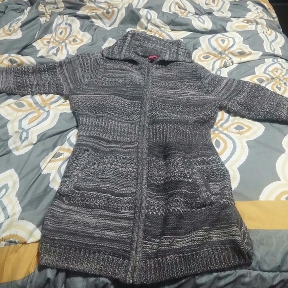 Barley worn just sits