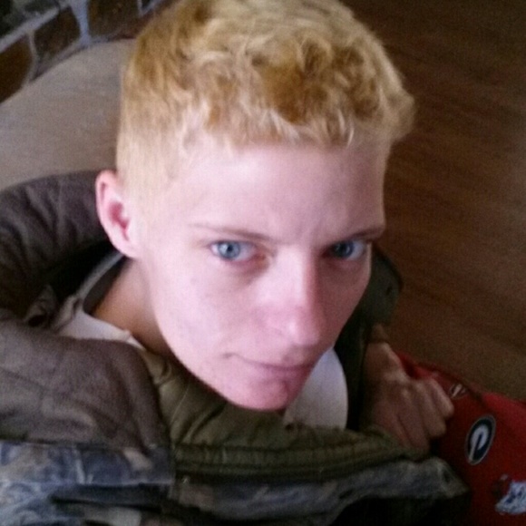 Meet your Posher, Jesse - Picture 1 of 1