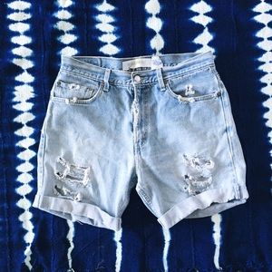 Vintage boyfriend jean Levi shorts