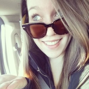 Meet your Posher, Julie