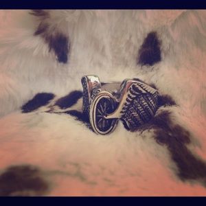 Winged Wheel Ring