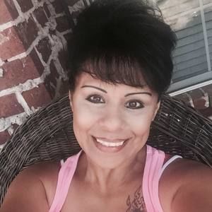 Meet your Posher, Debbie