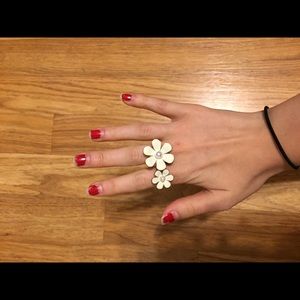 Two finger flower ring