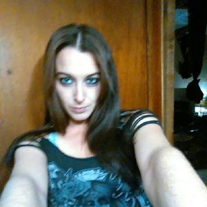 Meet your Posher, Kalinda