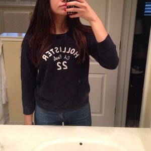 Hollister pullover