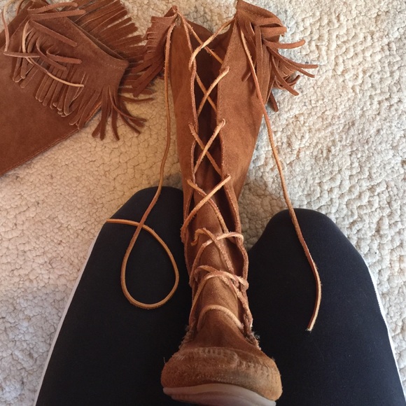 Minnetonka suede knee high boots! Offer! - Picture 3 of 4