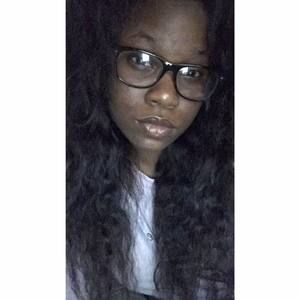 Meet your Posher, Keshia