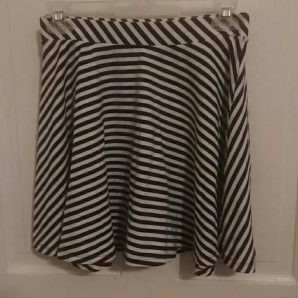 Navy striped skater skirt