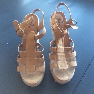 Black poppy tan suede wedges