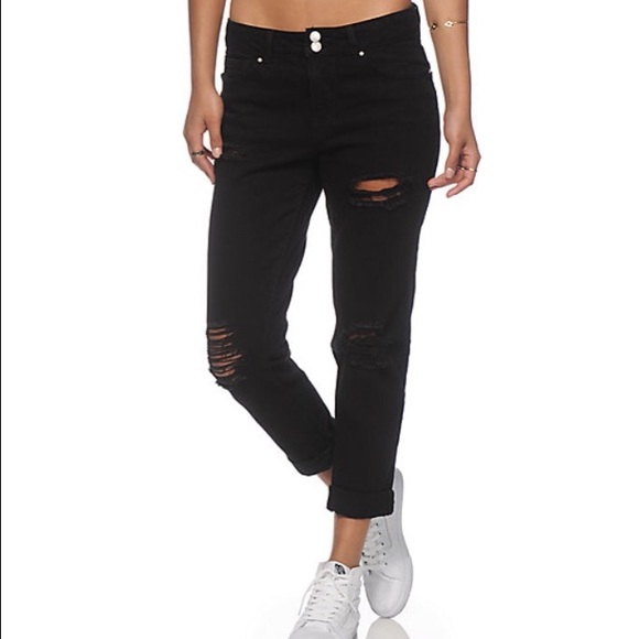 Brand new Black "destroyed" boyfriend jeans