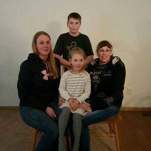 Meet your Posher, Carrie