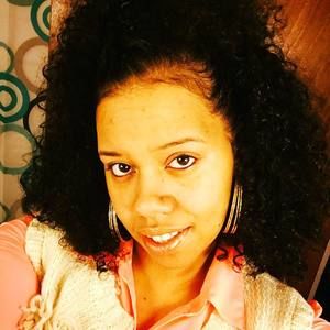 Meet your Posher, Monae