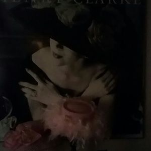 Meet your Posher, Tambara