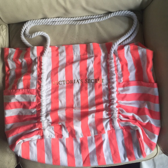 VS Beach Tote