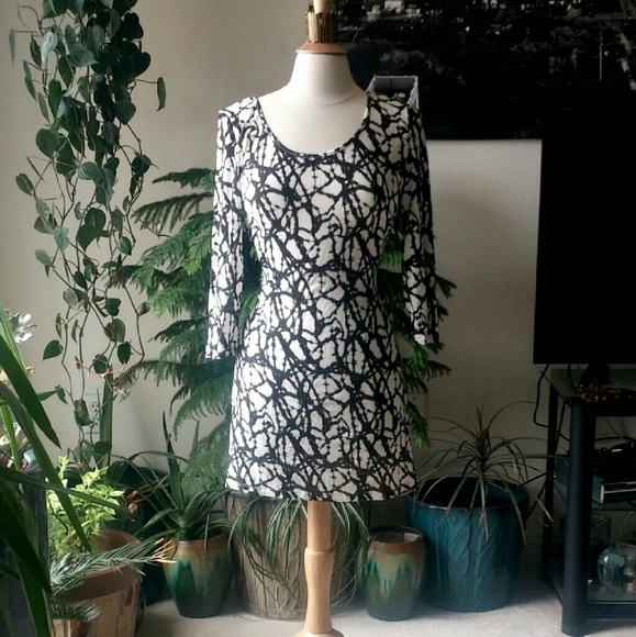 Rare Fashion Barbed Wire Dress NWT Size 8