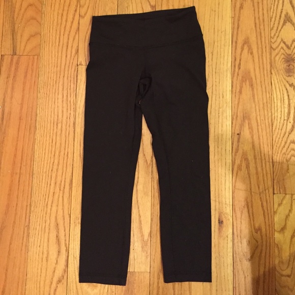 Lulu lemon cropped wunder under legging