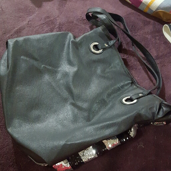 Purse - Picture 2 of 3